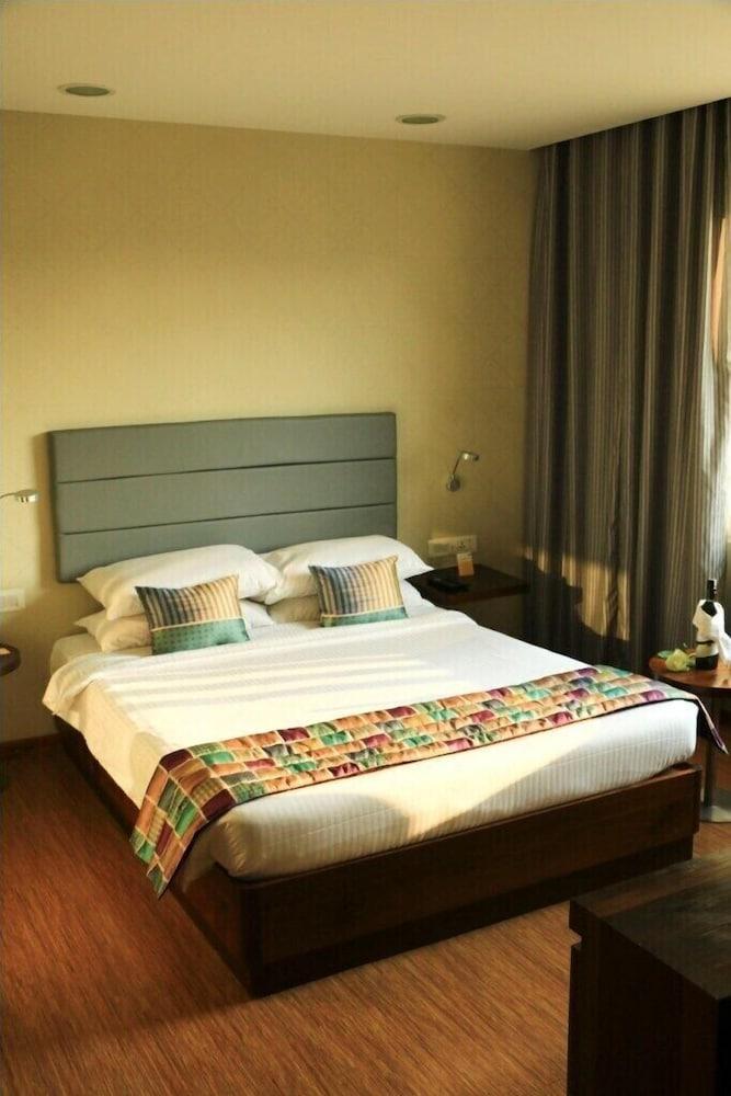 ホテル キーズ セレクト バイ レモン ツリー ピンプリ プネー Pimpri-Chinchwad エクステリア 写真